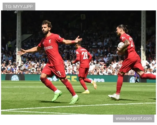 在英超体系下杰拉德与斯科尔斯传球结构出现分散趋势