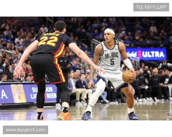 瓦格纳无球跑位比班切罗更拉开空间