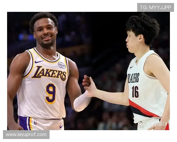 杨瀚森无球策应提升内线效率，对比传统中锋打法显差异