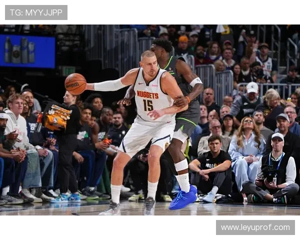 穆雷季后赛挡拆成效胜约基奇，多次关键得分